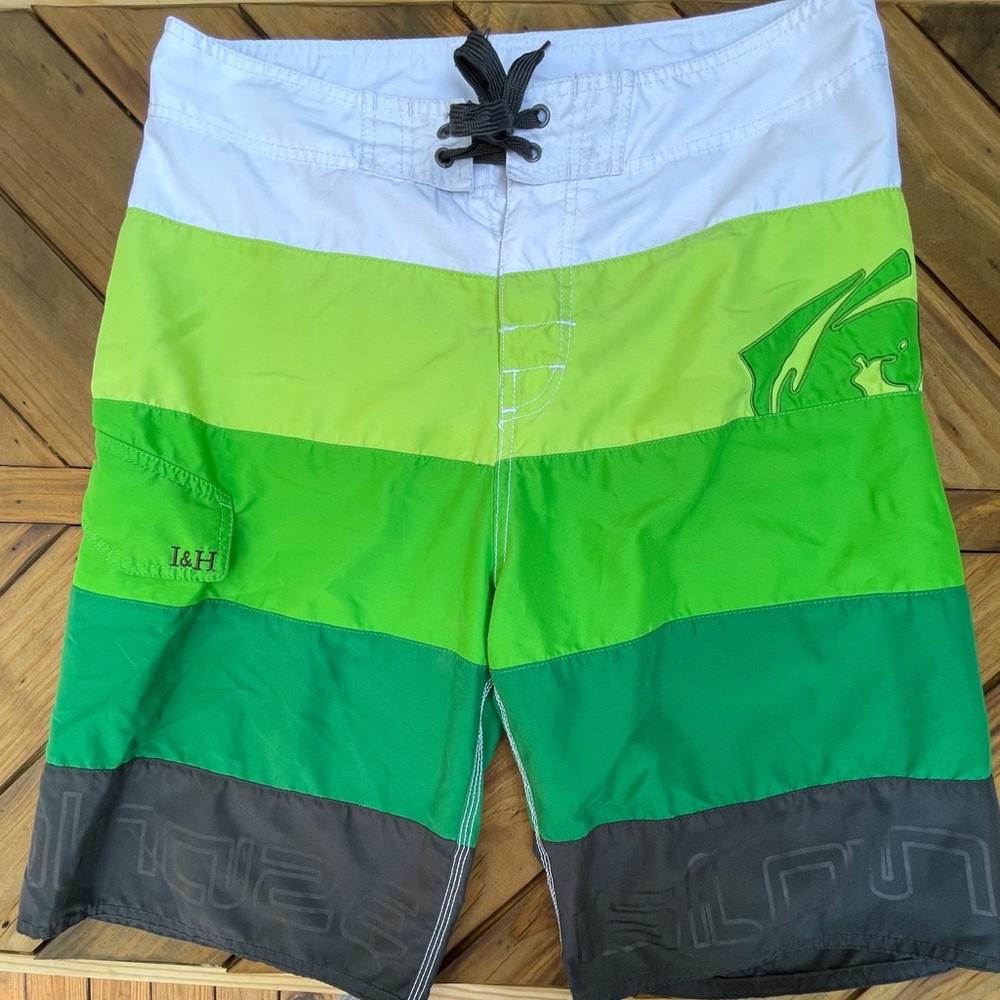 Men’s Island Haze Swim Trunks Size Middle (31)